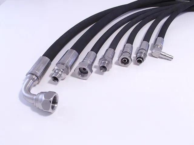 1979382C2 - Патрубок водяной от радиатора охл. ДВС 2366 до сн JJC0255700, 2388 до сн JJC0270499